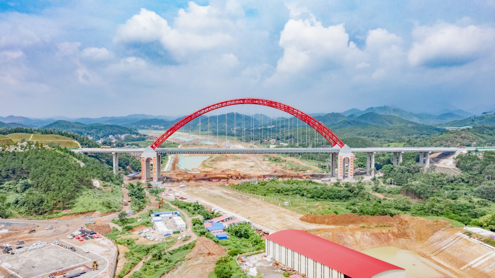 20240617 平陸運河舊州特大橋4 羅雄鷹攝.jpg